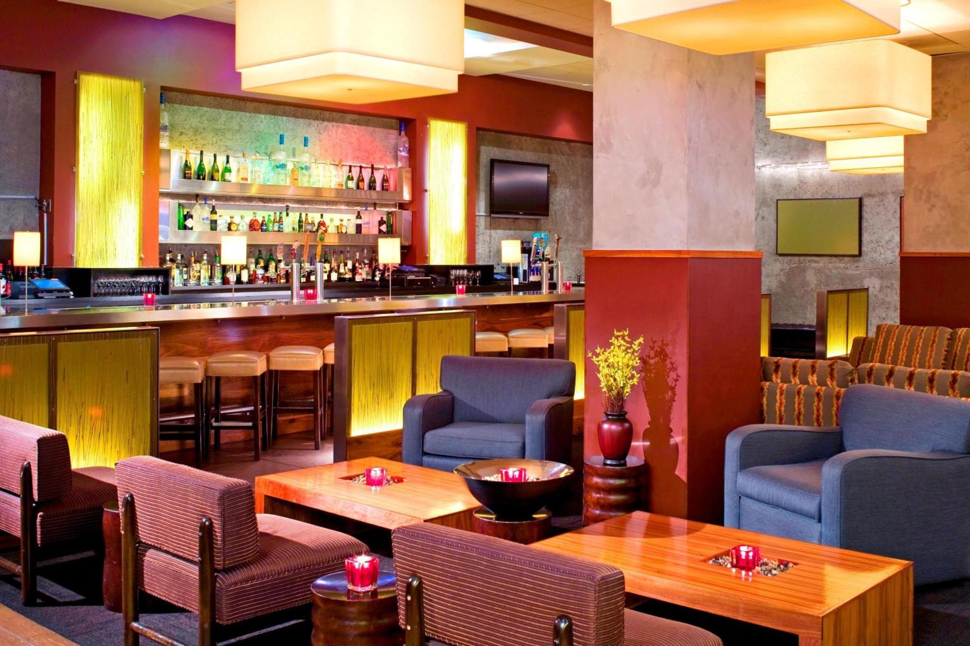 Four Points By Sheraton Downtown Hotel 3*